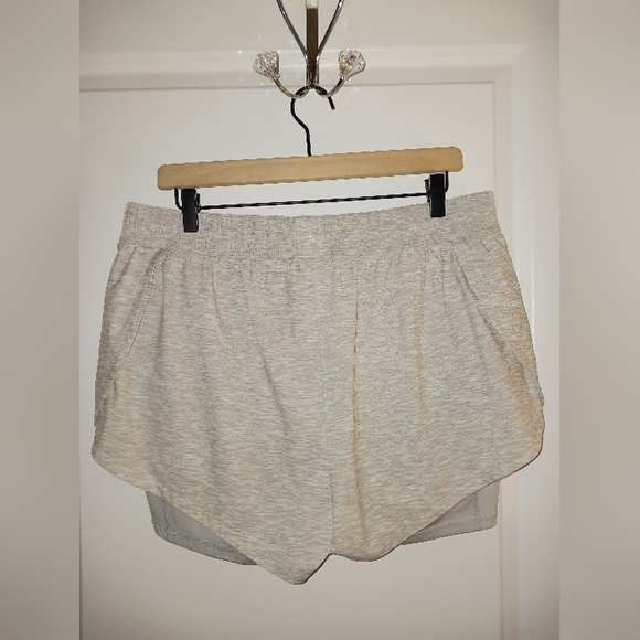 DSG - Comfy Sports Shorts - Picture 4 of 6